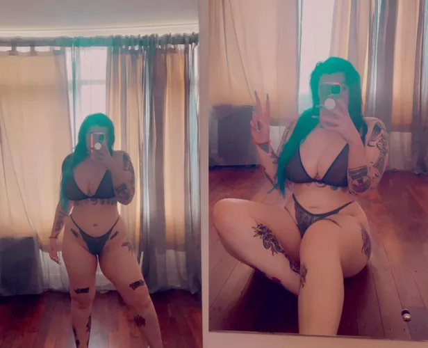 here’s the goth gf you’ve always dreamed about 💕 by happycatface1