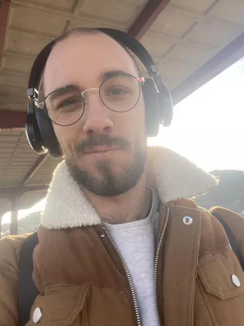 Here’s to another year of my being single for Saint Valentine’s Day. by thiboudchou