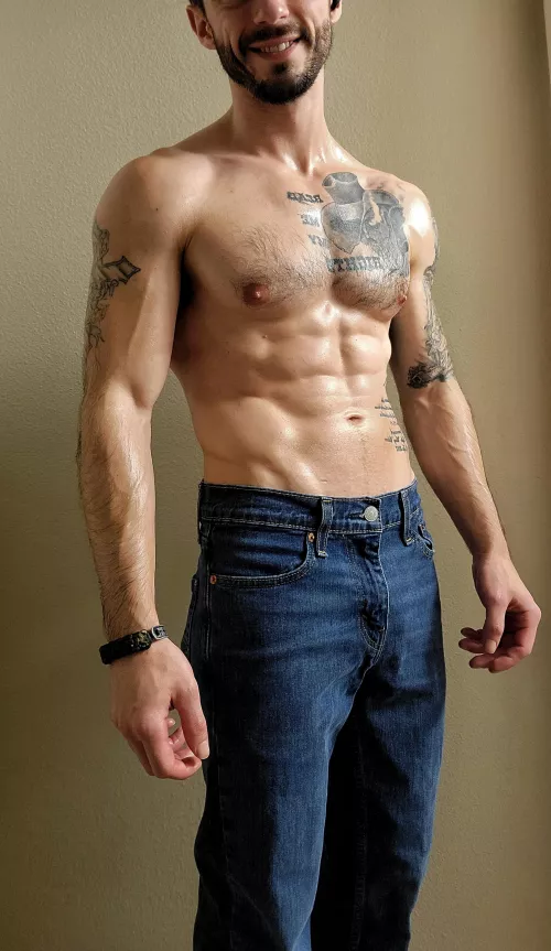 Here's to not being just another Monday 😁 by cowboy171