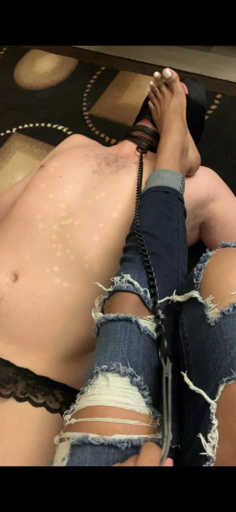 He’s a good boy. [domme] posted by AmazonDominatrixxx