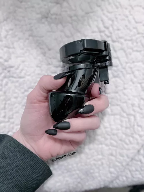 He’s going to wish he met me sooner ⛓💋 by ReeseTheRam