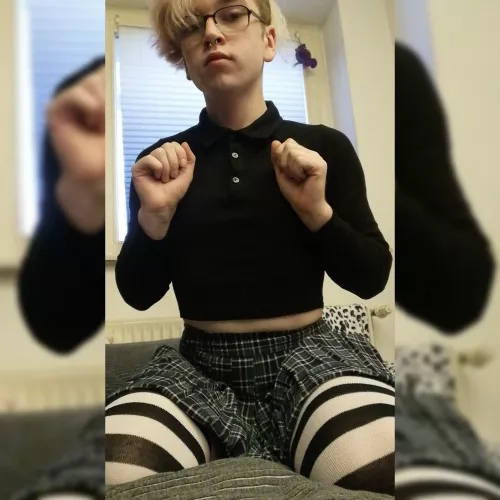 Hewooo!!!! Who wants to cuddle?? OwO uwu by OcramsKitten