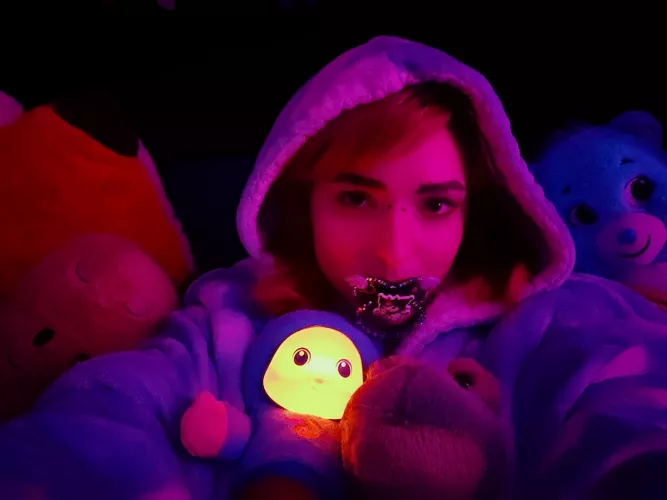 Hewwo, me n my besties 🧸 by littleghoull