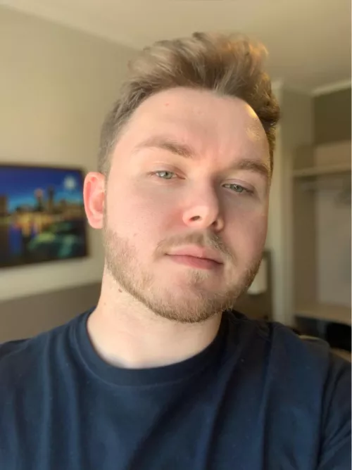 Hey. 25 today 🥳 by well2019