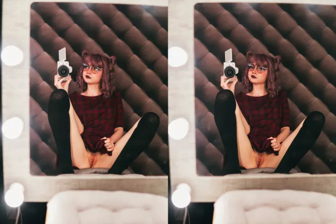 Hey 👋 by yourbabyvillian