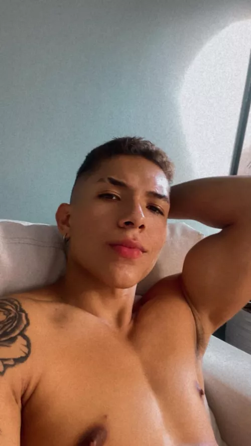 Hey 👋🏼 by Graceem20