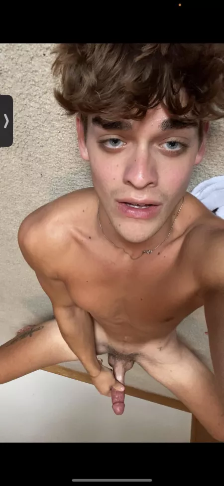 Hey :) by jerrythefairy69