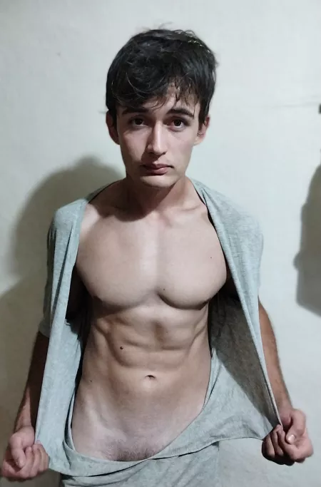 Hey😘 by PromptThick