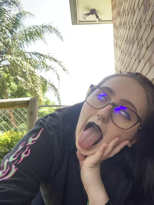 Hey ;) by gothgirlgamer