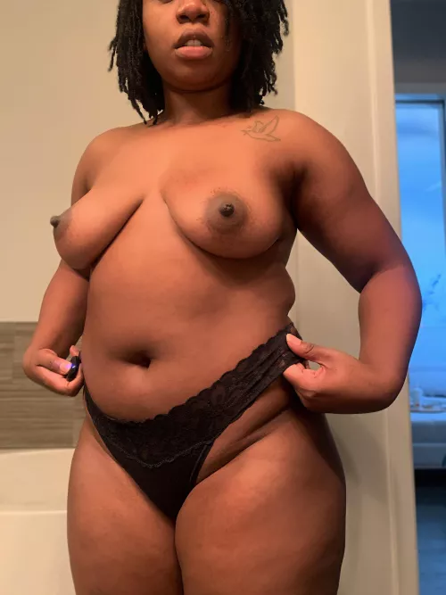 Hey babe by Lipsandlocs