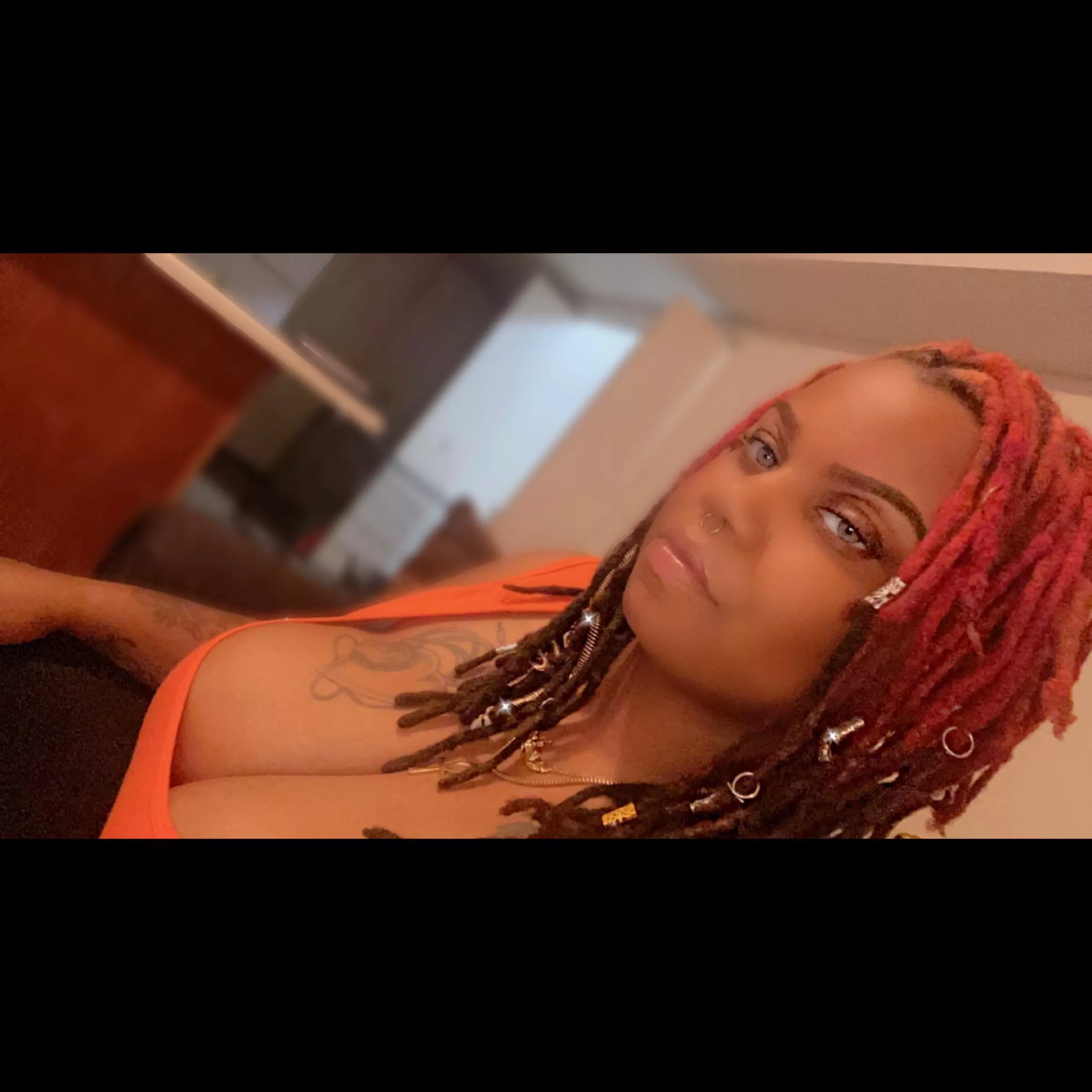 Hey Babe posted by LoveyLondon