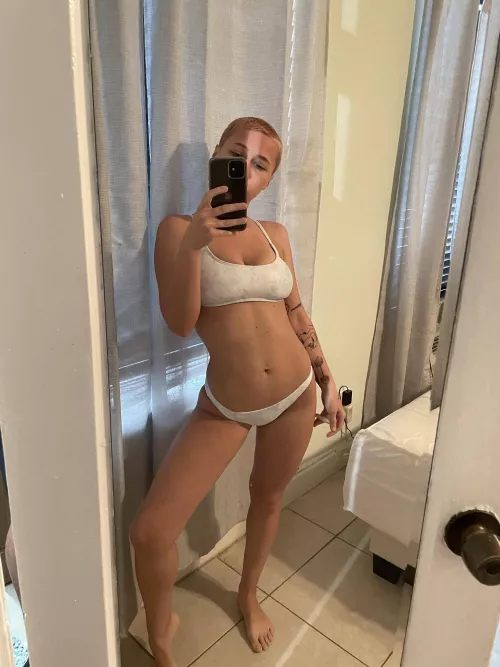 Hey bois by Little_Pink_Rose