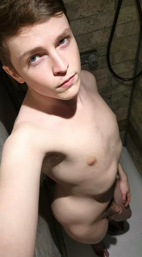 Hey boys 😊💛 by Gaymerzen