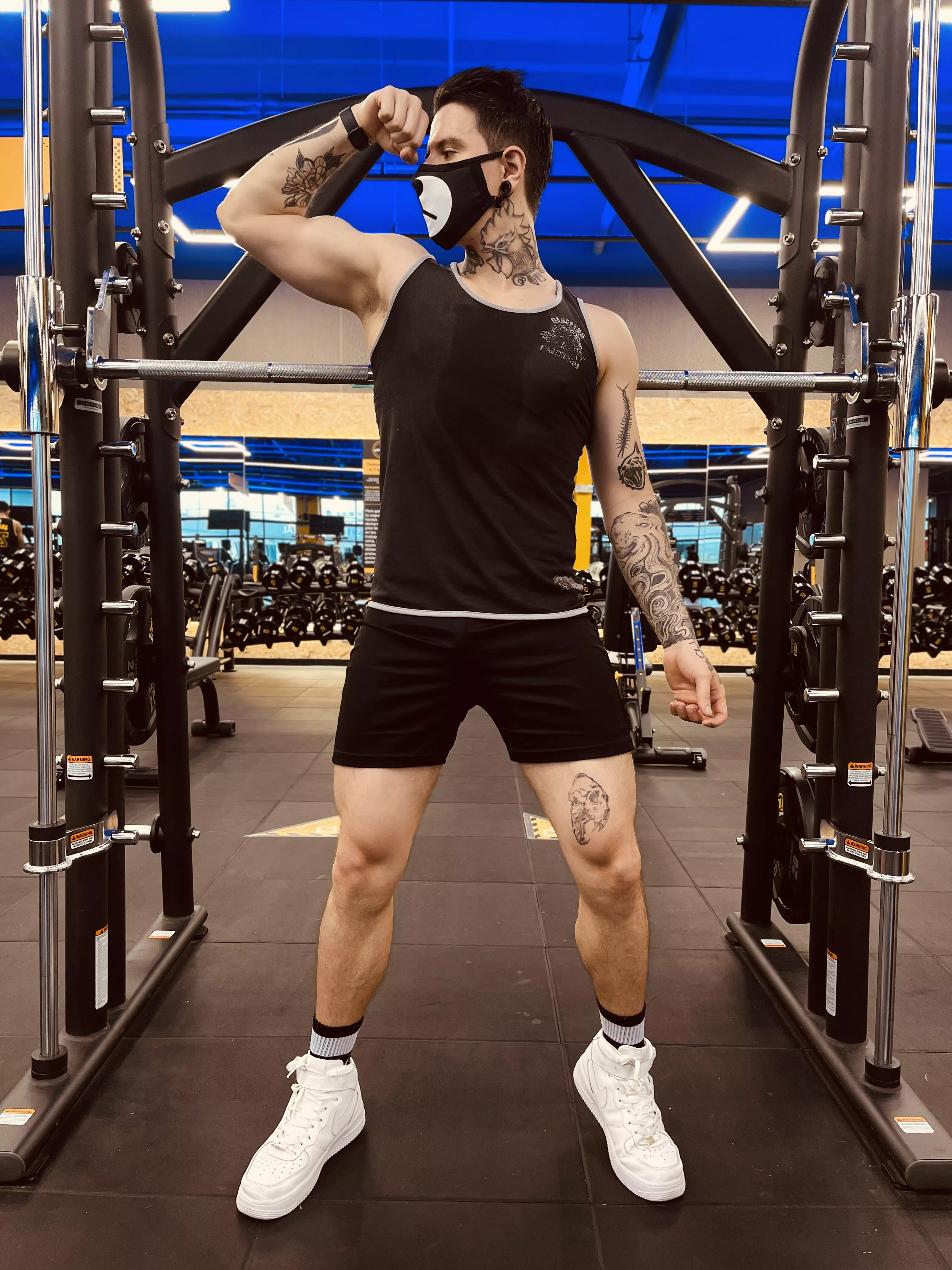 hey boys posted by riccimorx