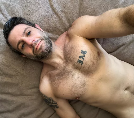 Hey bros by yourdaddysfavdj