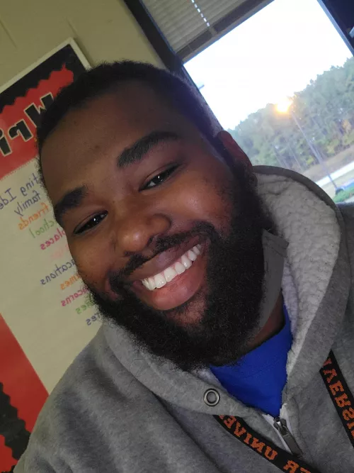 Hey bros. Sitting here at work. Hope everyone has a PHENOMENAL day!!!!!!! by easyedman