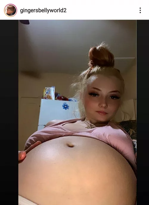 Hey does anybody have her content ? by klmngr972