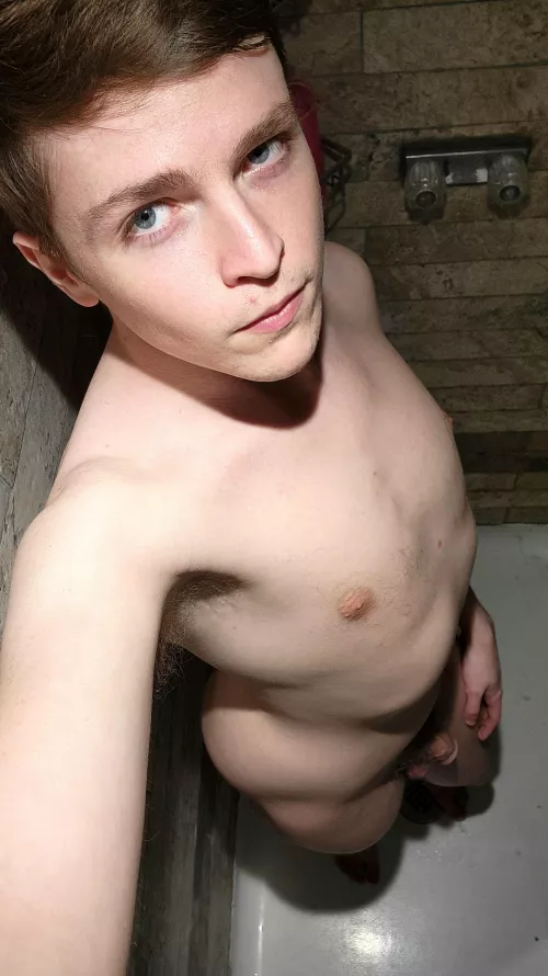 Hey first post here! Nice to meet you 😊! by Gaymerzen