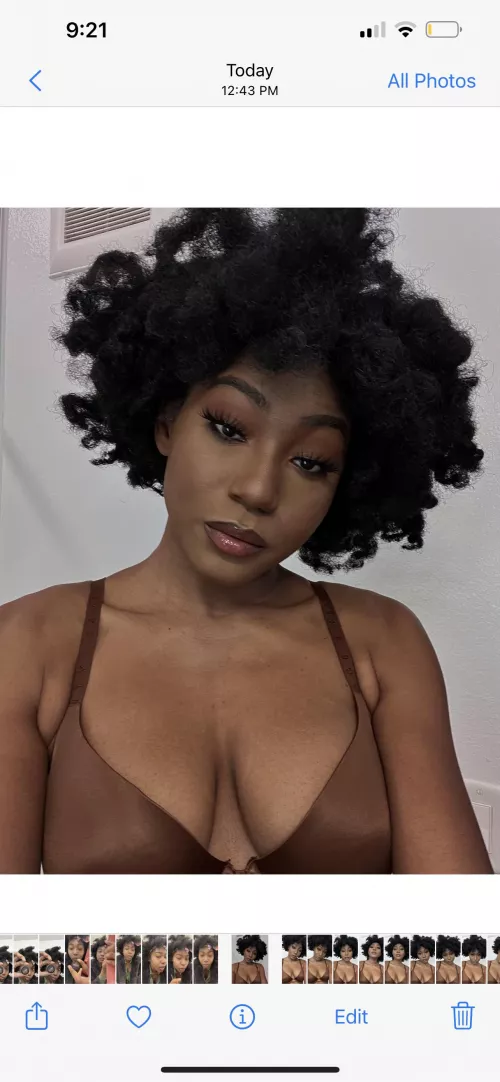 Hey! First post in this sub! What’s up? by AmaraAnu