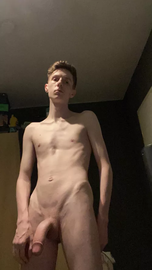 Hey :) first time posting here by throwbtd