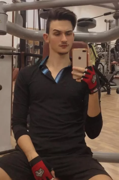 Hey From The Gym 🖤 by jude90210