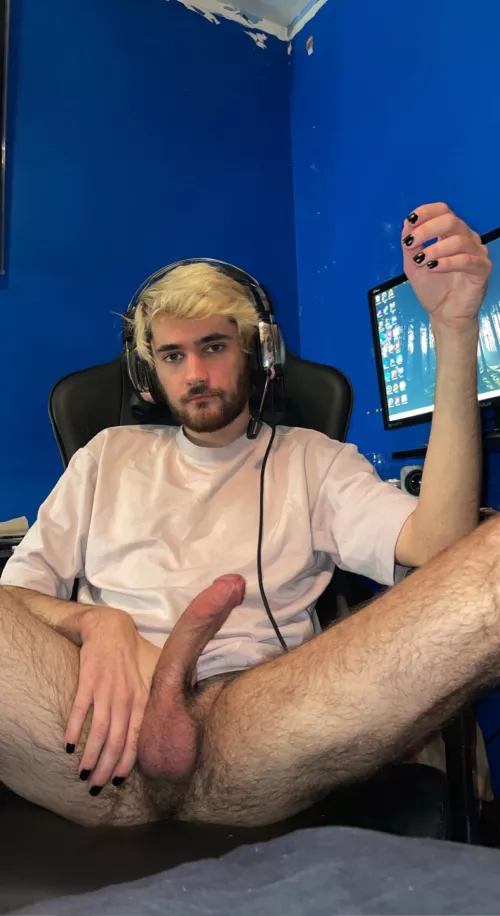 hey gaymers by ifuseekamy2