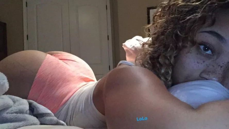 Hey girls 🤪😩 by thewonfinder