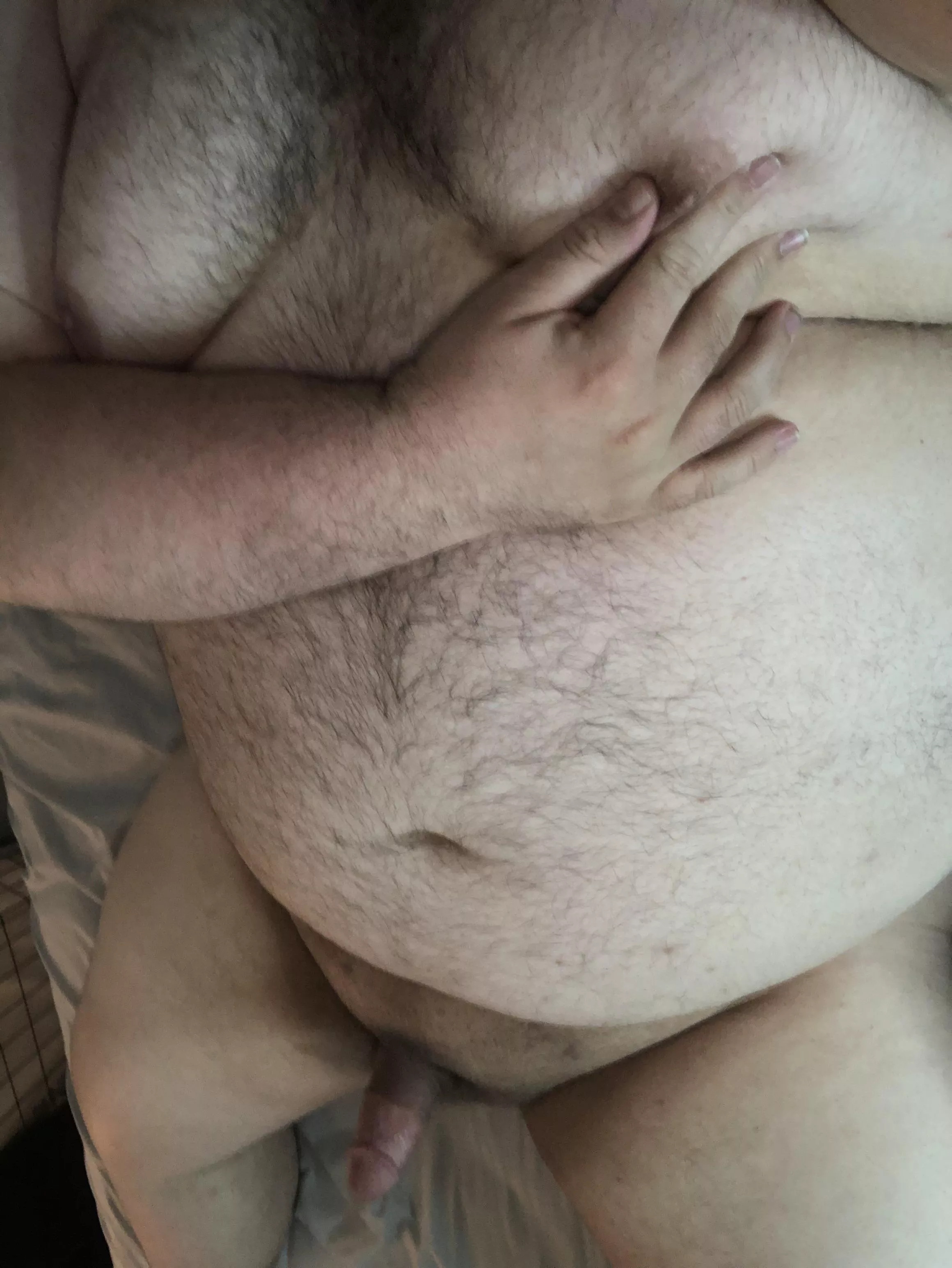 Hey guys 👅 posted by bigburlybear98