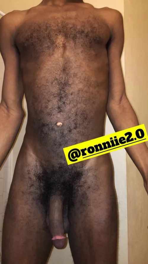 Hey guys! Felt like posting! Hmu dms open, I love hairy guys, the hairier the better. 24 From AZ by iiitsronniie