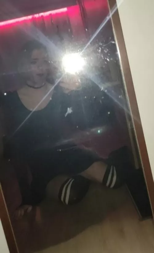 Hey Guys by sakelaren