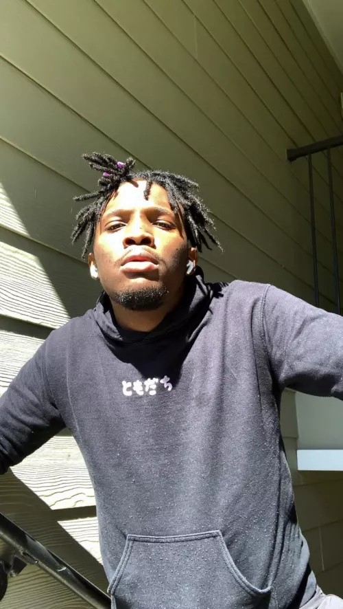 hey guys :) pm me so we could play smash 😉 by childqueen