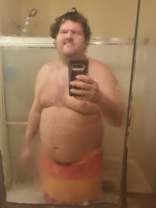 Hey guys, would you want to watch this on Chaturbate, not advertising, just curious. DM me if you'd be interested 😁😁😁😁😁 by sexyestbear