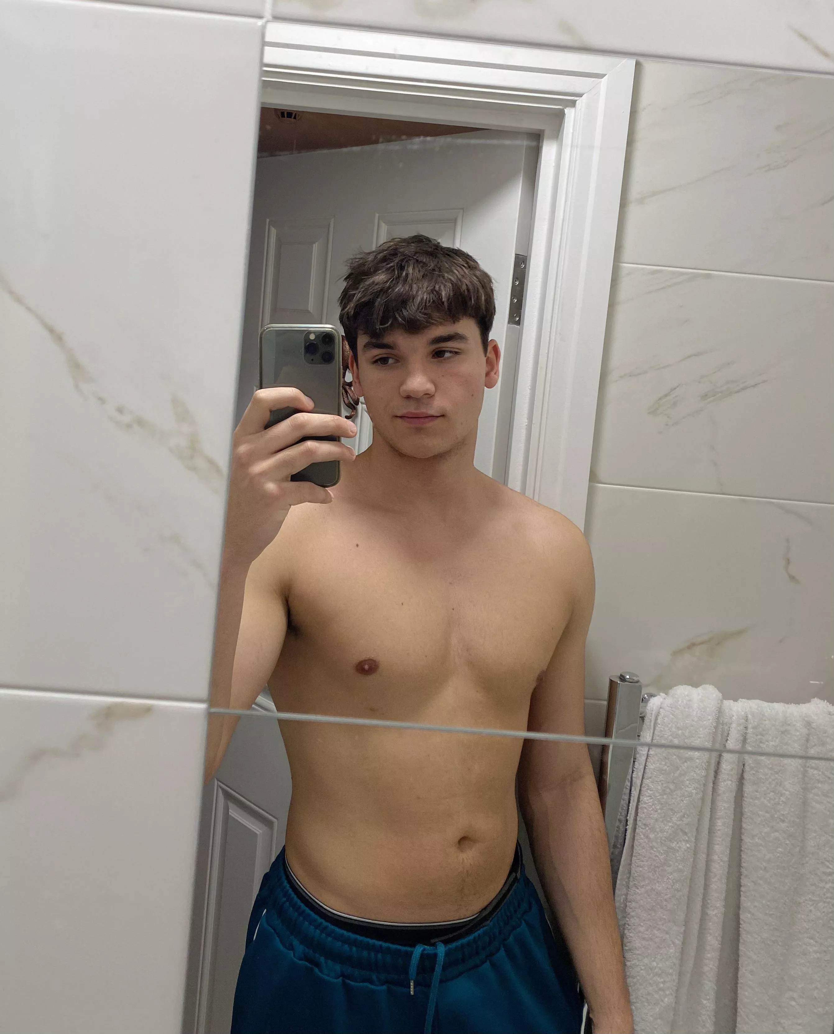 Hey hey😙 posted by Jtimestwo2