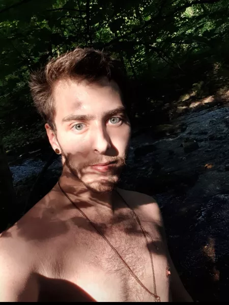 Hey how's everyone doing? by TheFelixPalmer