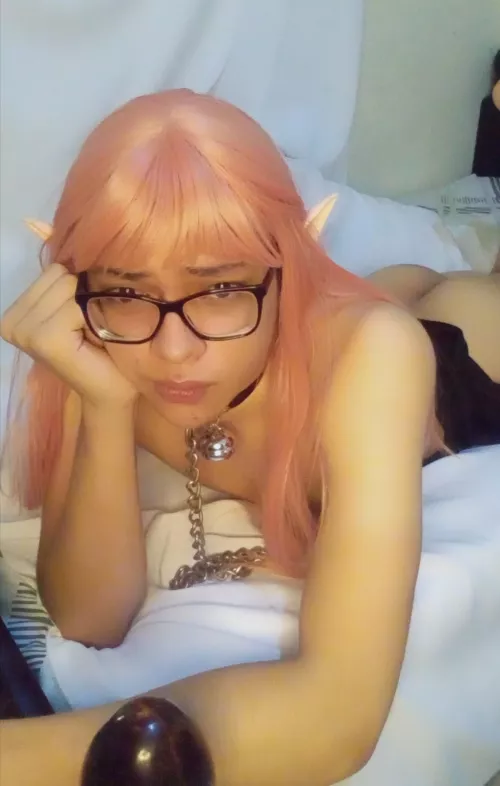 Hey! I'm back here... by _RinZ