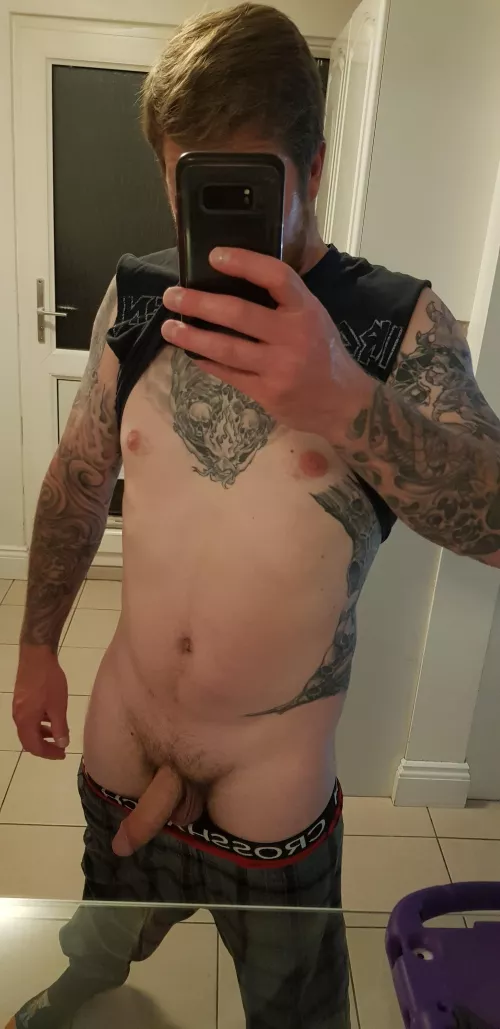 Hey, i'm new here.. by TattedUpDude69