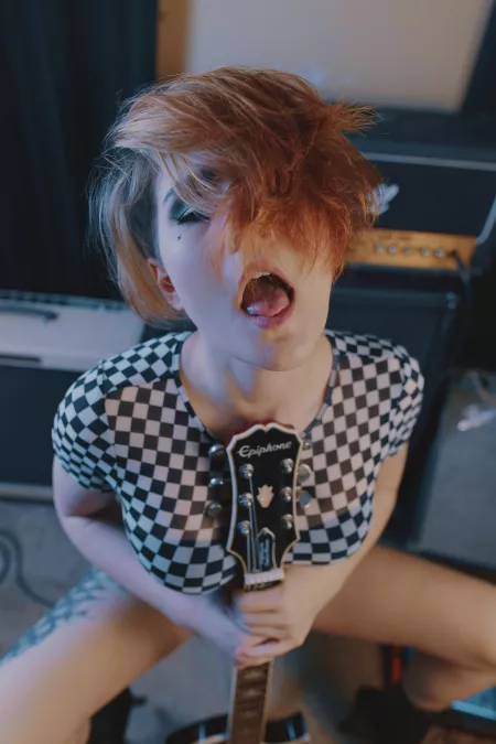 Hey, I'm new here!! by adalindgrayxo