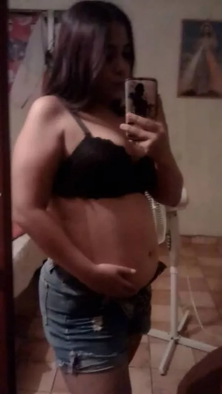 hey I'm still looking for a feeder to help me fill out, contact me at Kik valenmartinez16 or at dm by Professional_Lie_490