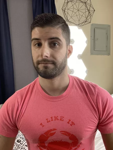 Hey like it king size 🦀 by XOXO-Gossip-Crab