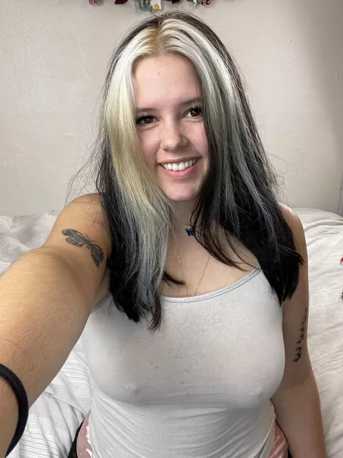 hey, my eyes are up here;) by heyimsugarylove