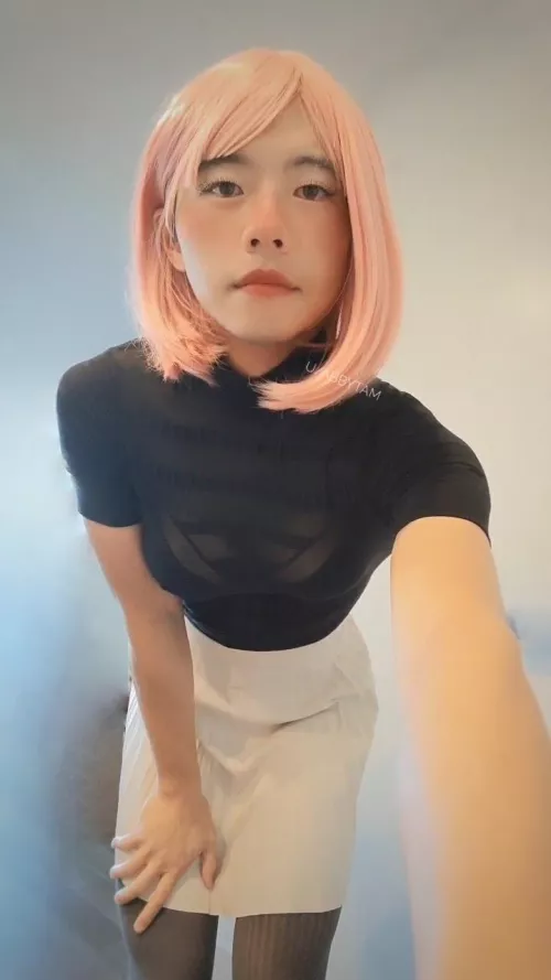 Hey 👋 my eyes are up here 😳 by abbytam