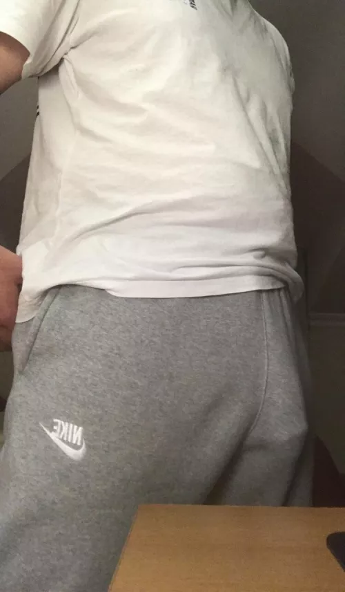 Hey! My eyes are up here by Geazz