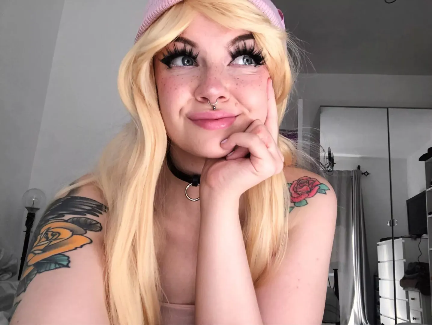 Hey my name is Gem 😁💎 posted by benteke92