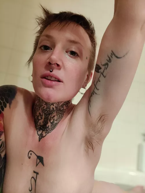 Hey now! 😇🤭🥰😘🖤 by labesofglory