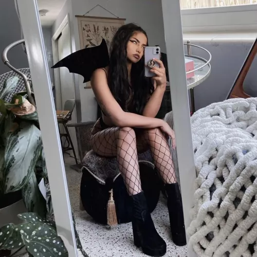 hey 🥺 by peachyfairyy