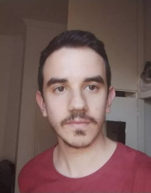 Hey rate me 😁😁😁 by Axaxou