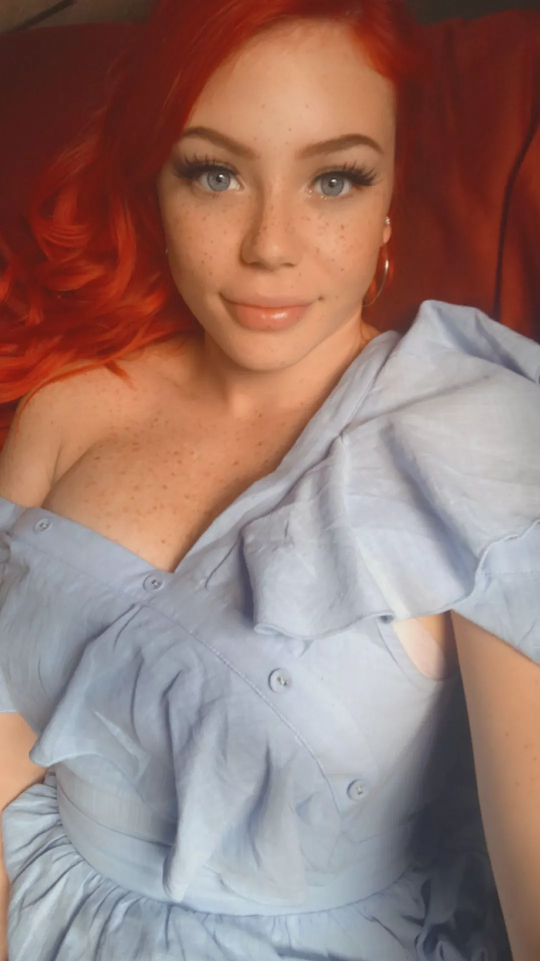 Hey! Redhead with blue eyes (OC) ❤️💙 posted by chantel024