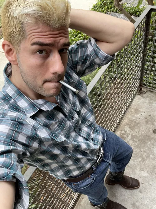 Hey studs anyone want a pinch-hit? by pokemontrainer1920