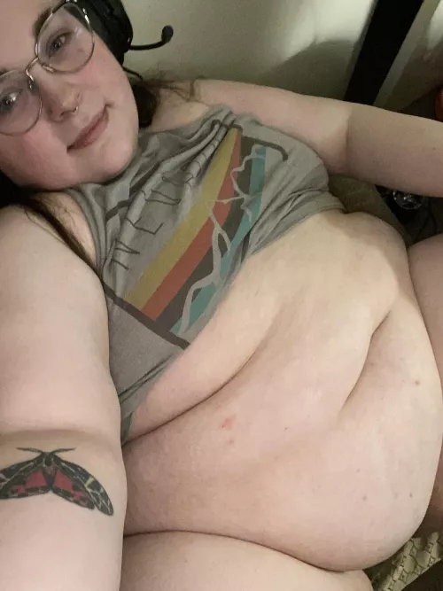 Hey, teach me a new game? by RoseBunni97