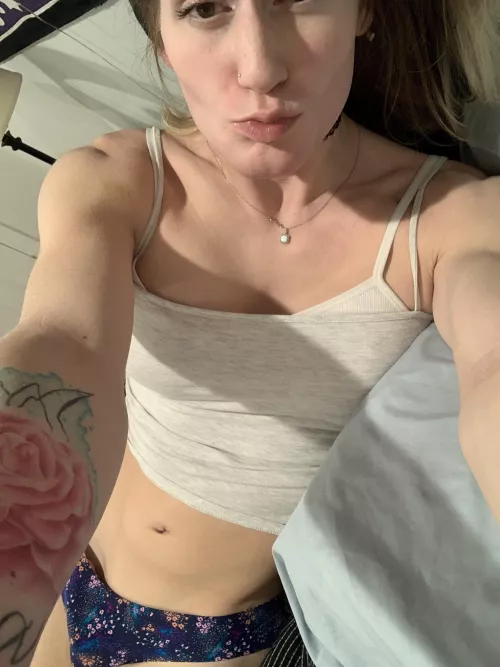 Hey there 5 people how are ya? 😘 by QuinnFinally